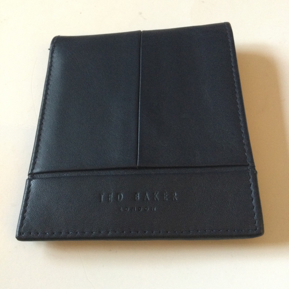 TED BAKER LONDON MENS LEATHER BIFOLD WALLET DEEP NAVY NWOT